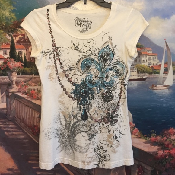 Belle Du Jour shirt size medium
