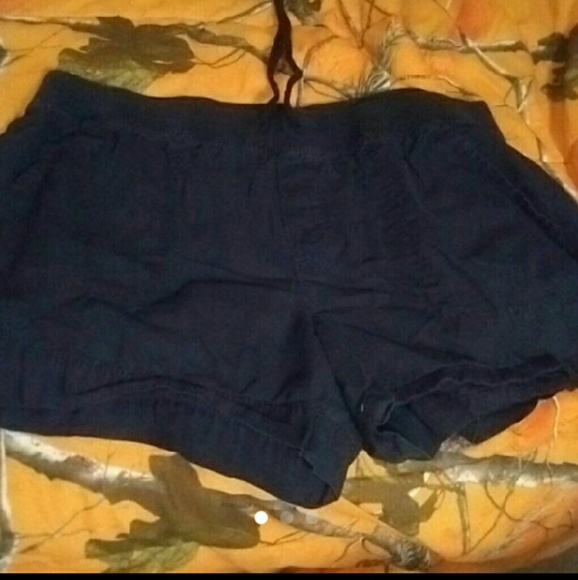 Black stretch waist shorts