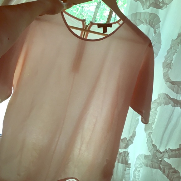 Blush pink size small top