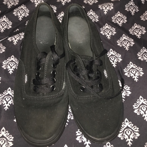 Black mono vans
