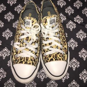 Cheetah converse