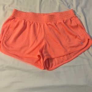 Old Navy Active wear shorts size Small