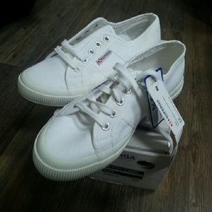 Superga women's tennis shoes