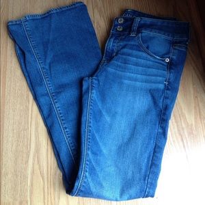 Size 4 AMERICAN EAGLE JEANS
