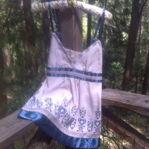 Sold in bundle.Teal on tan silky camisole