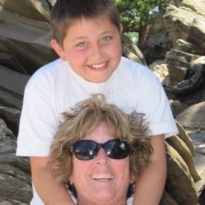 Meet your Posher, Connie