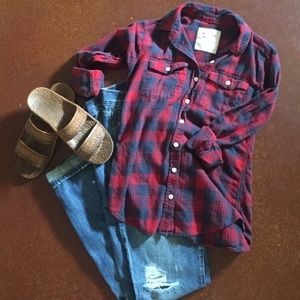 Mossimo red and navy button down.
