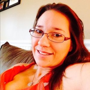 Meet your Posher, Michele