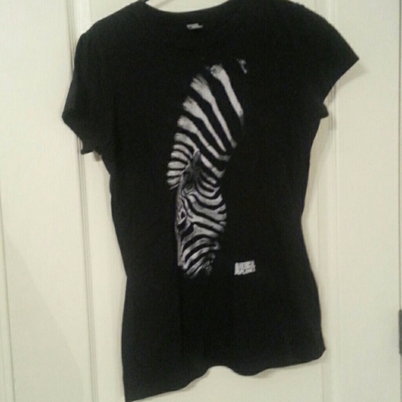 Soft zebra tee