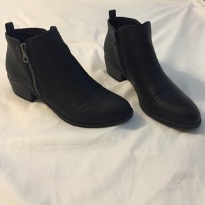 Brand new! Black ankle booties