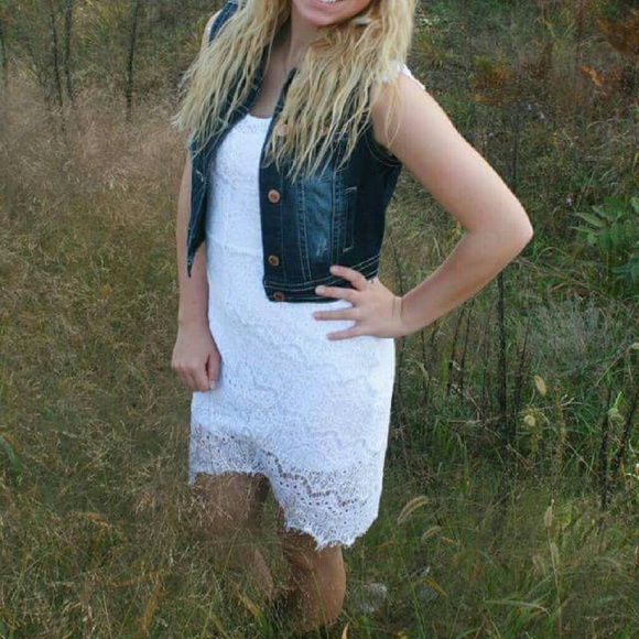 White Crochet dress size sm