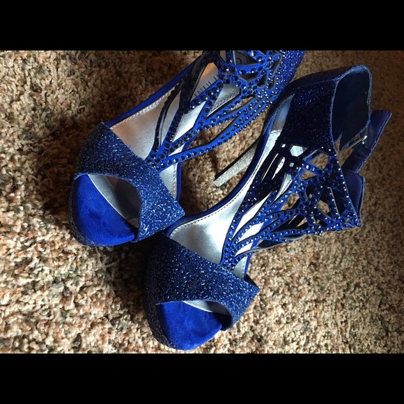 Blue dress heels