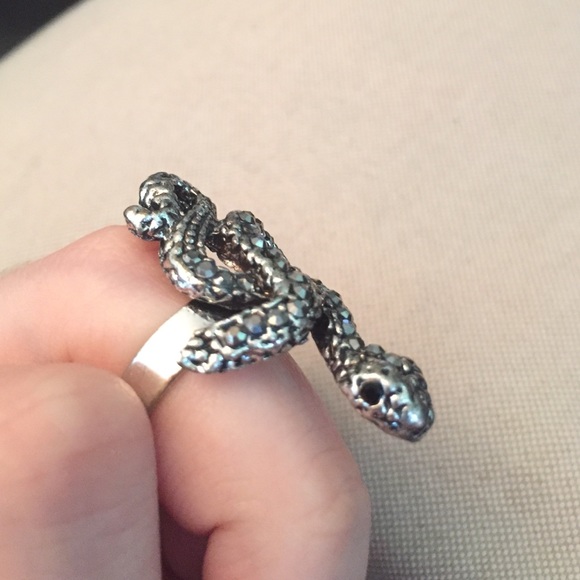 Snake ring - Picture 3 of 4