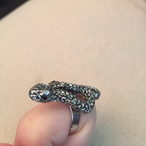 Snake ring - Picture 4 of 4