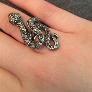 Snake ring