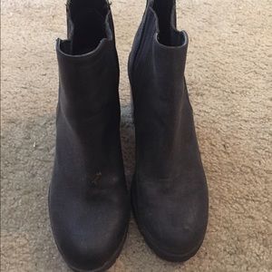 Sam & Libby boots