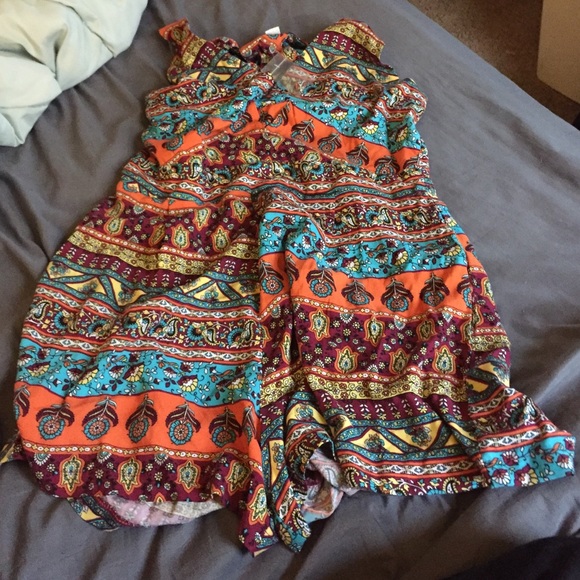 Romper - Picture 2 of 3