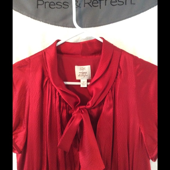 Great for holidays! Red and black dress - Picture 3 of 3