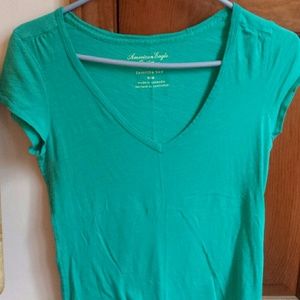 American Eagle teal v-neck
