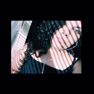 Meet your Posher, Nathalie