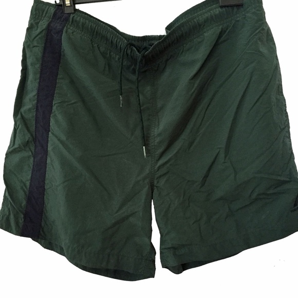 Nautica NWOT men's mesh lined swim shorts - Picture 1 of 2
