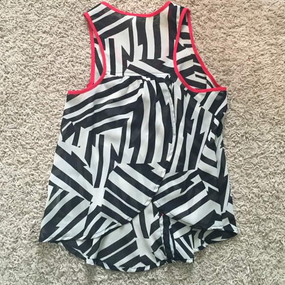 Tank! 💋 - Picture 2 of 2