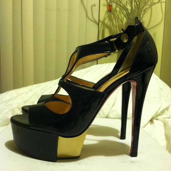 Authentic Versace high heels - Picture 4 of 4