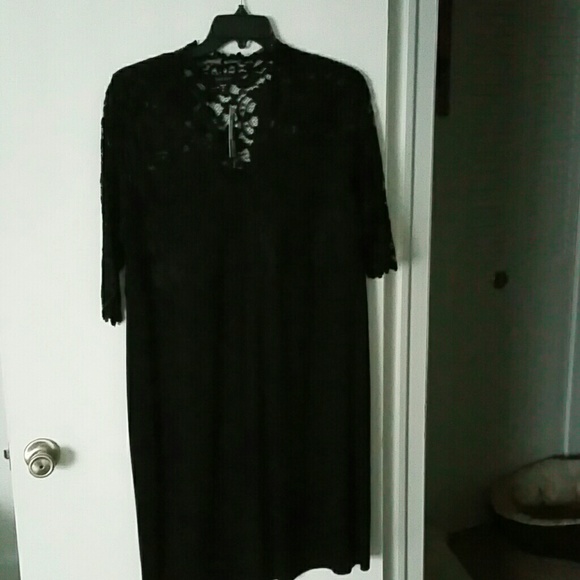 Karen Kane black scalloped lace dress 2x