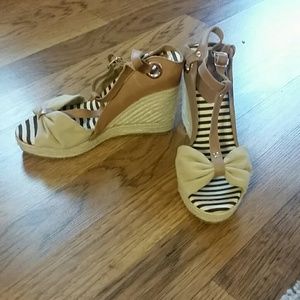 Beautiful NWOT wedges