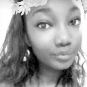 Meet your Posher, Cera