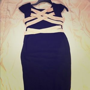 Sketchy body con midi dress.