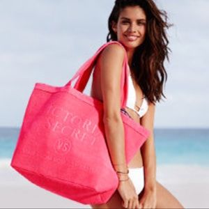 VS PINK Bag~ everything Beachy must GO sale!!!!