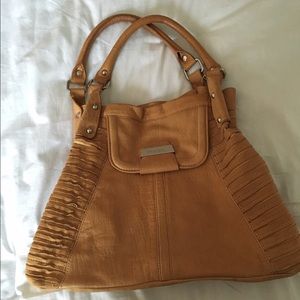 Perlina leather handbag