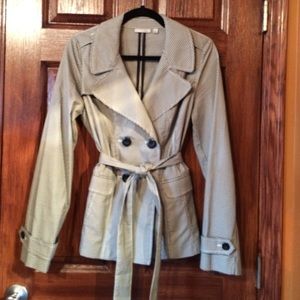 Very stylish jacket!