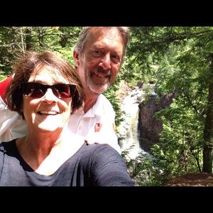 Meet your Posher, Jean