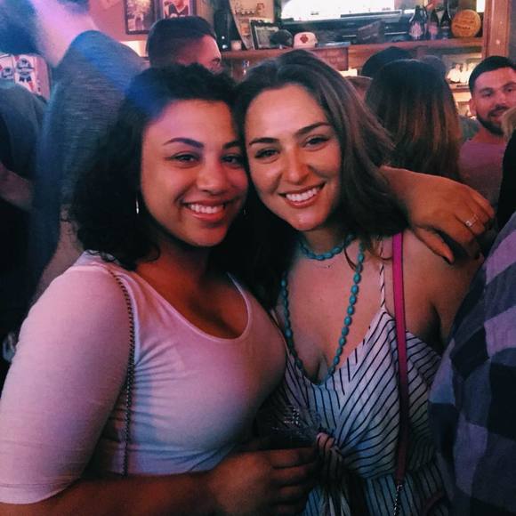 Meet your Posher, Catie