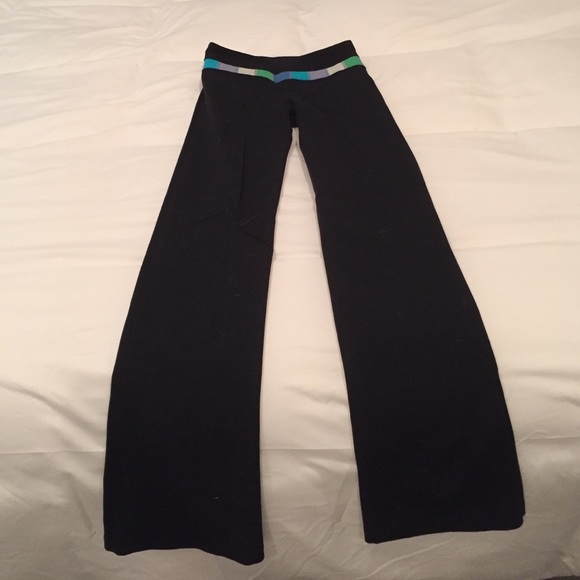 lululemon size 4 reversible pant