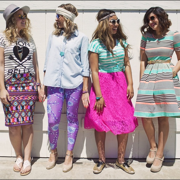Love LuLaRoe and Free Clothes