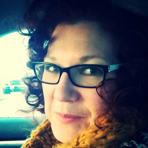 Meet your Posher, Amy. Posh ambassador - Picture 3 of 6