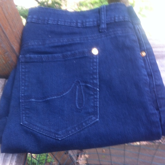 Apt skinny jeans size 10