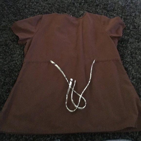 Scrub top - Picture 2 of 4