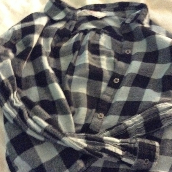 Blue plad button down - Picture 3 of 3