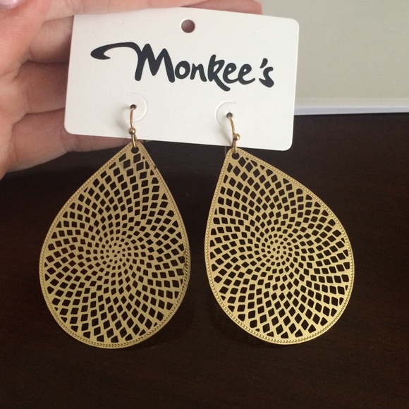 Francesca's Collections Jewelry - Earrings