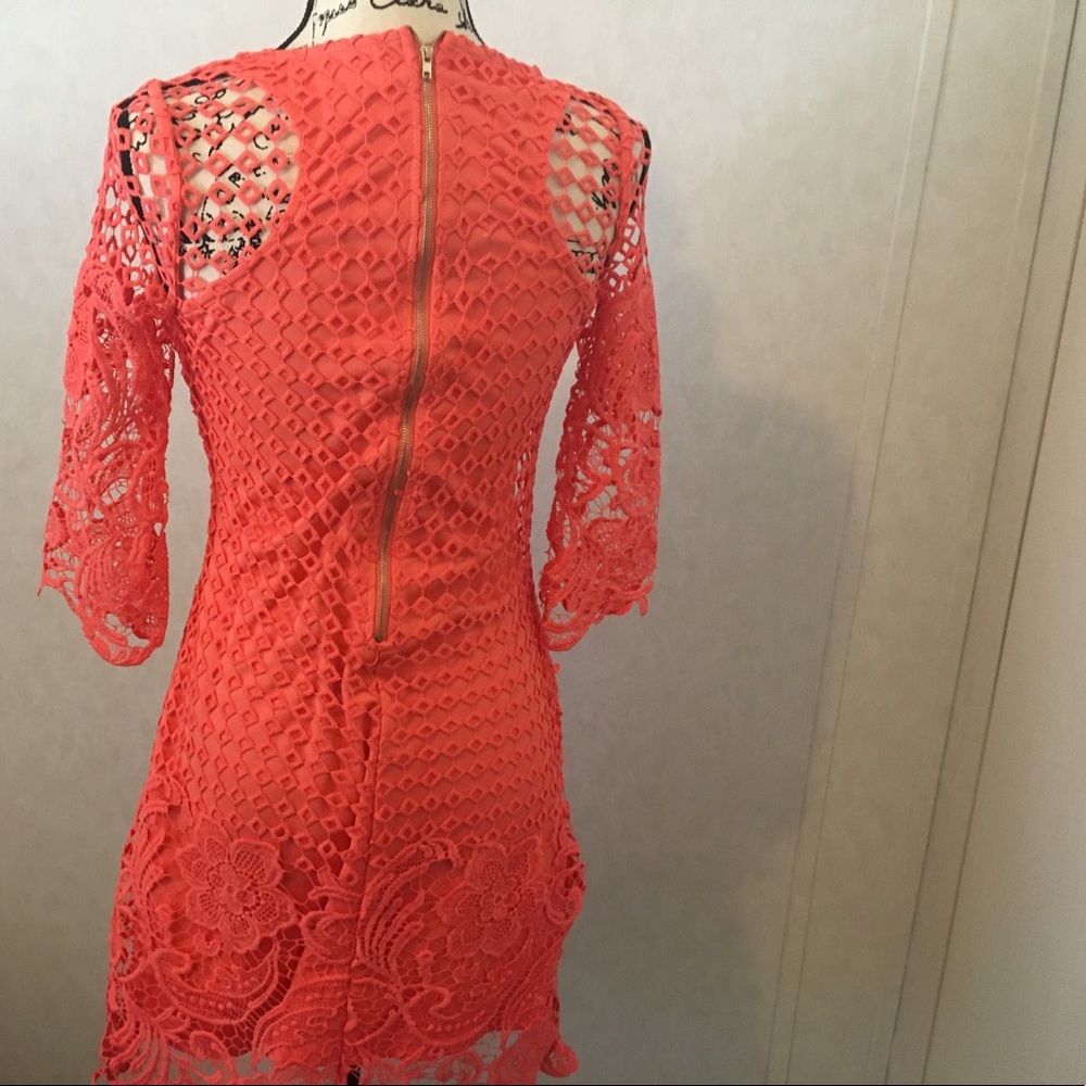 Dress from red dress boutique - Picture 5 of 5