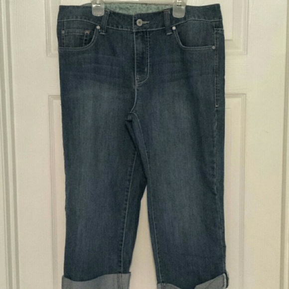 Denim cuffed capris