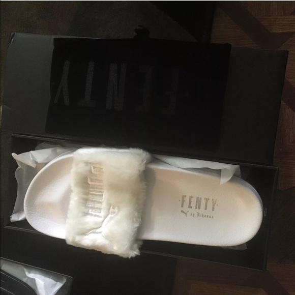 Rihanna Fenty puma slides , sz 8.5,
