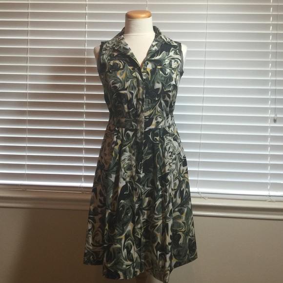 Simply Vera Vera Wang Dresses & Skirts - Sleeveless Simply Vera Buttoned Dress Simply Vera Vera Wang Dresses & Skirts - Sleeveless Simply Vera Buttoned Dress