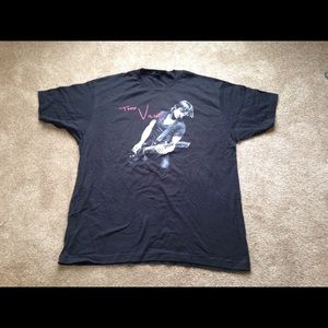 Keith Urban fan club t shirt