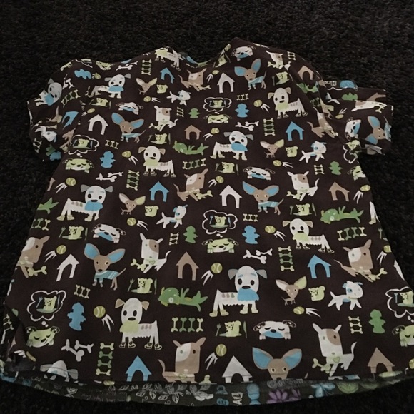 Scrub top - Picture 2 of 4