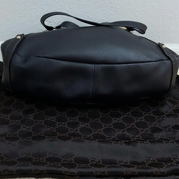 Gucci Leather Shoulder Bag - Picture 2 of 4